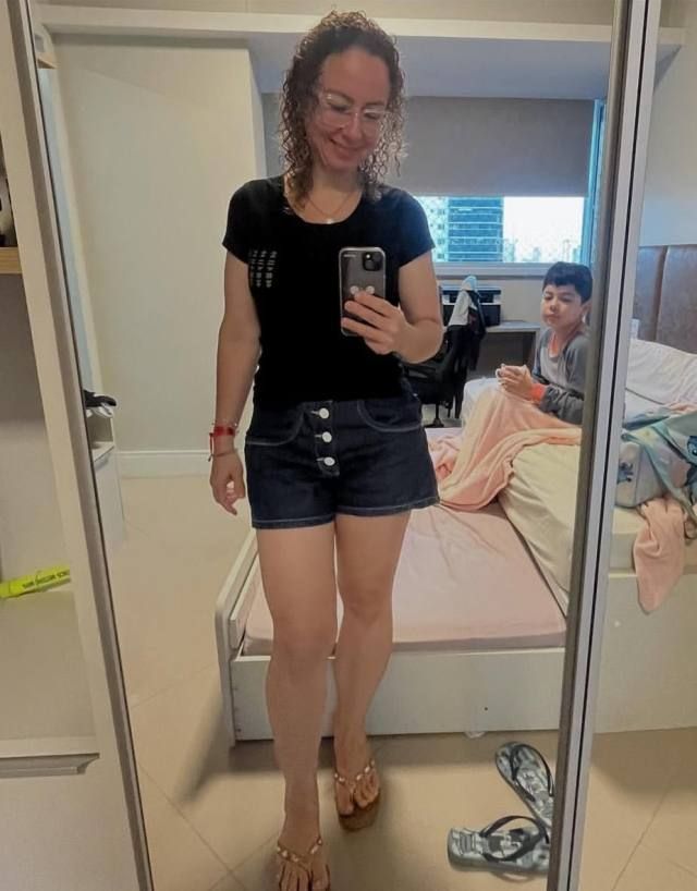 Looking For Friend With Benefits - Image 3